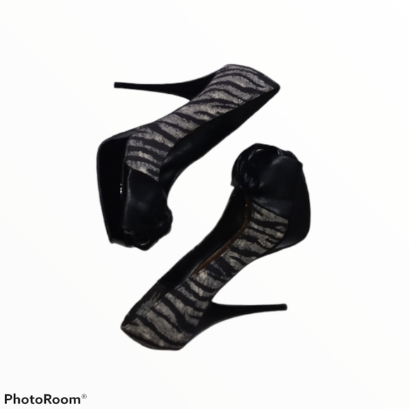 Candies Zebra print platform heels - Picture 4 of 5